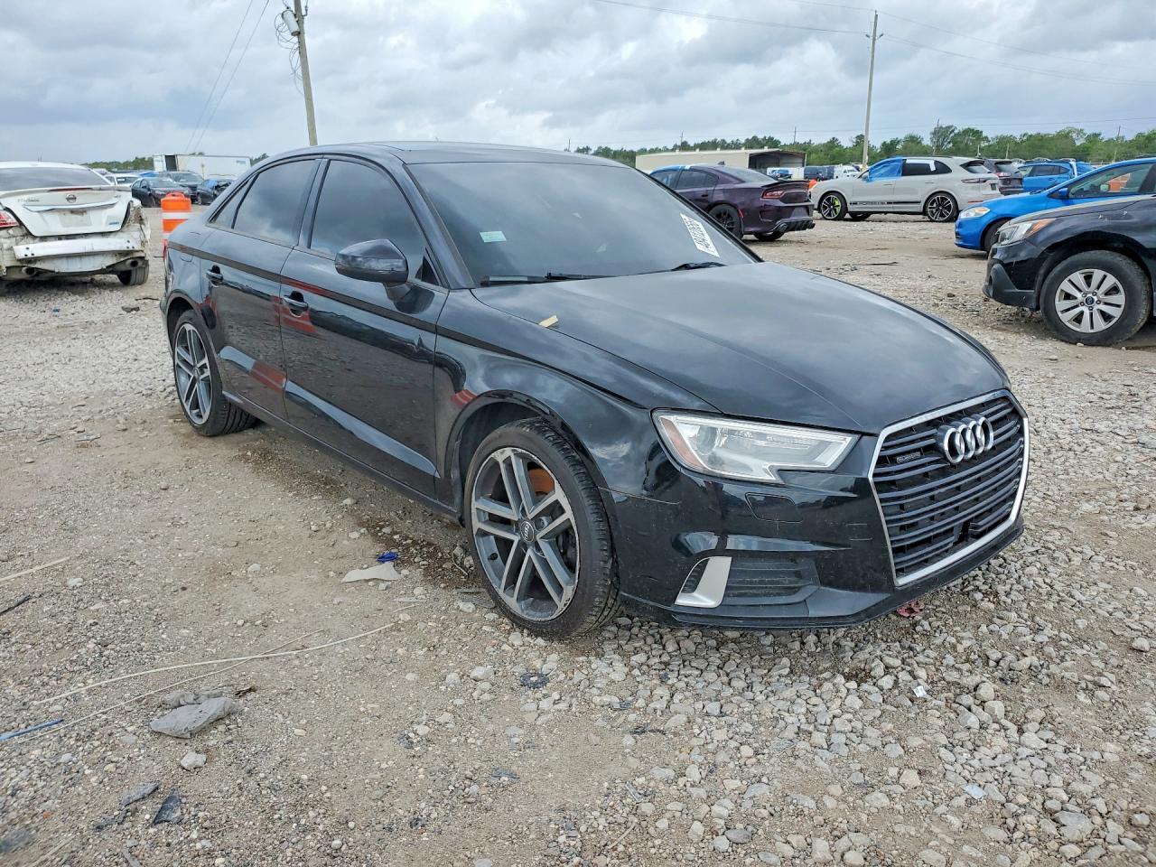 2019 AUDI A3 — фото 4
