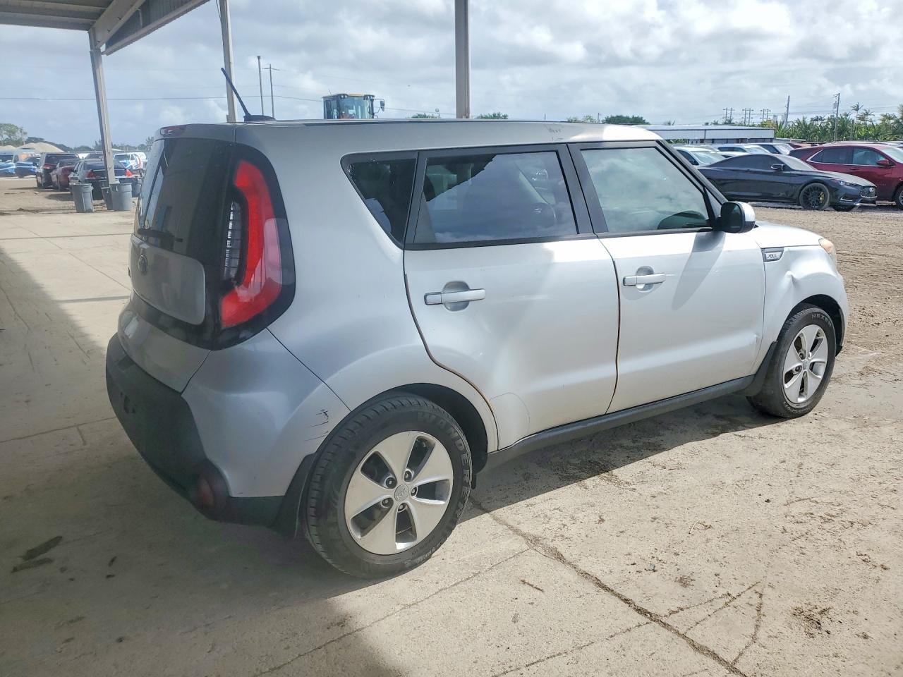 2015 KIA SOUL — фото 3