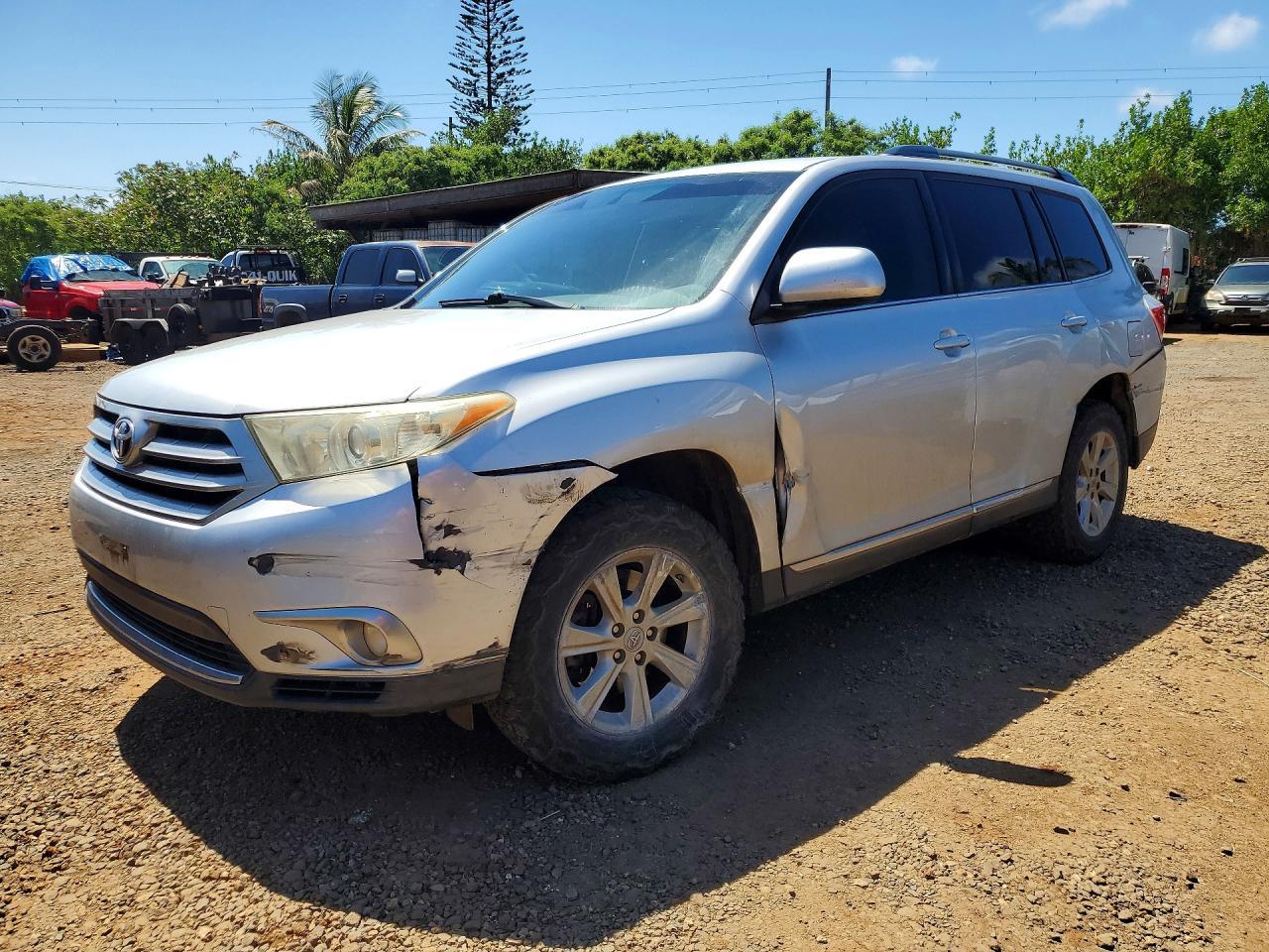 TOYOTA HIGHLANDER