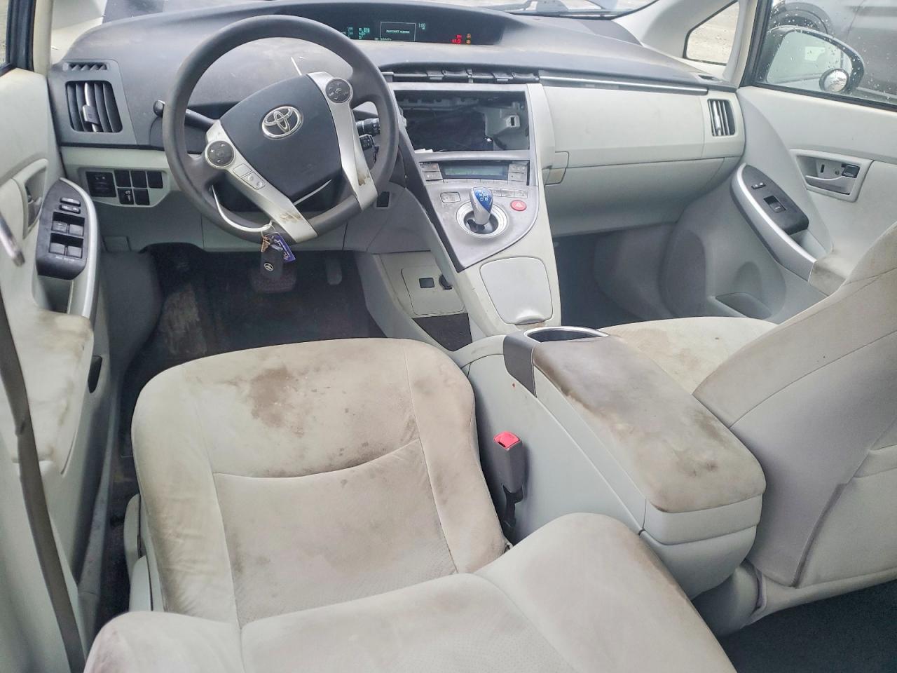 2012 TOYOTA PRIUS — фото 8