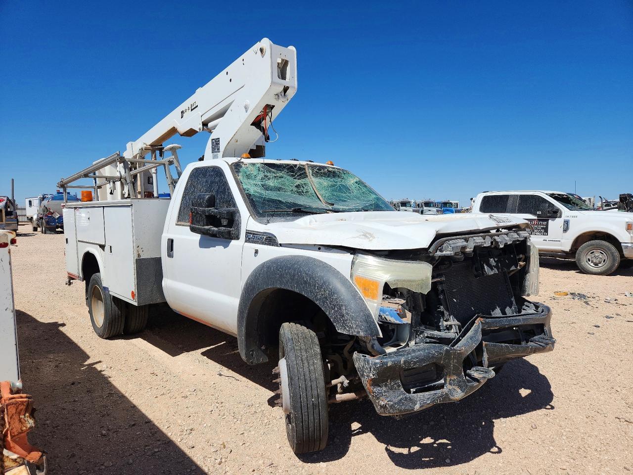 2015 FORD F-450 — фото 4