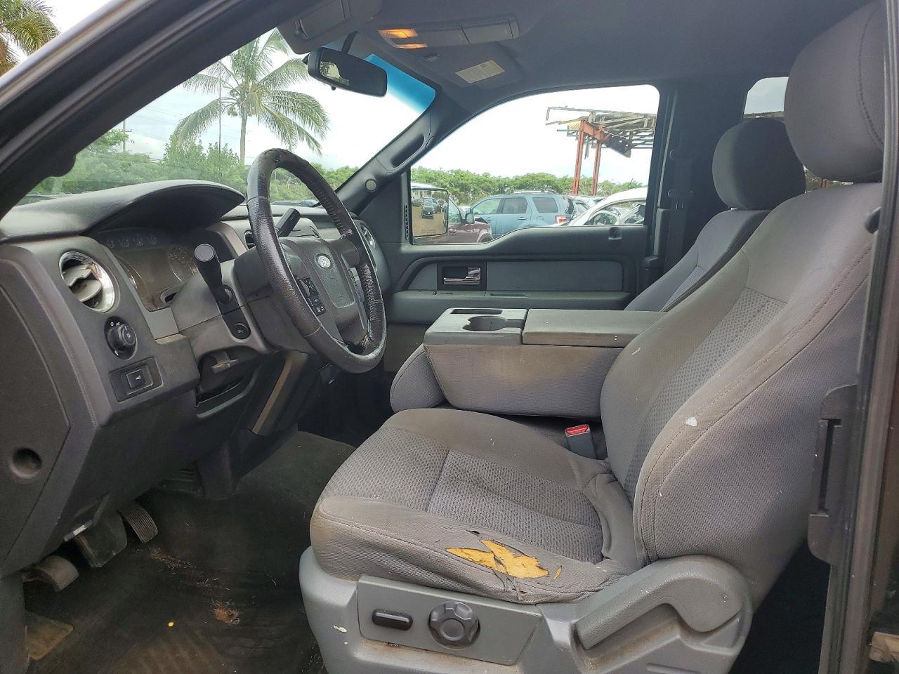 FORD F-150