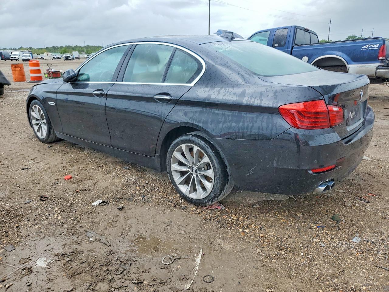 2016 BMW 5 SERIES — фото 2
