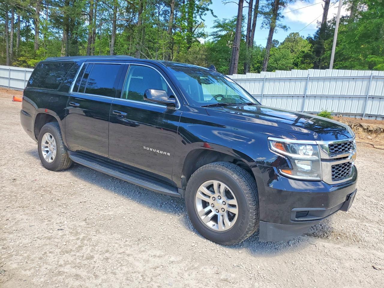 CHEVROLET SUBURBAN