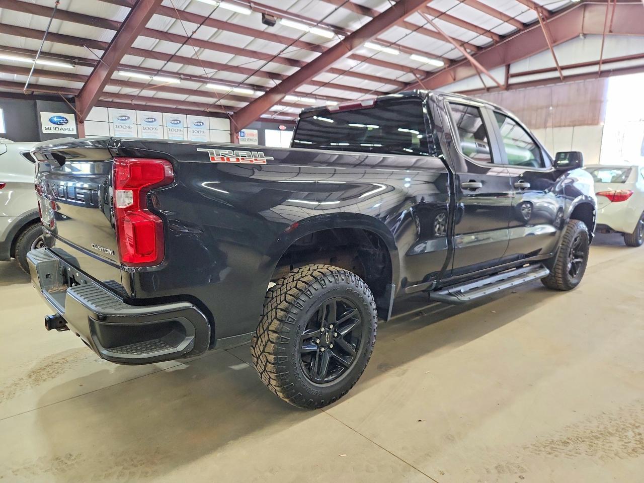 2019 CHEVROLET SILVERADO 1500 — фото 3