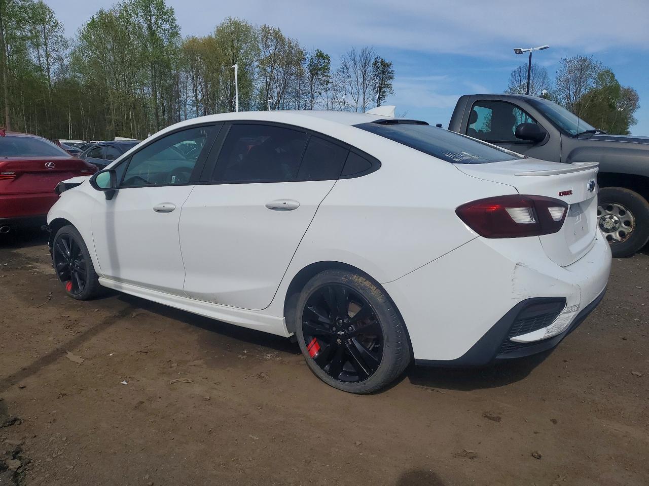 CHEVROLET CRUZE
