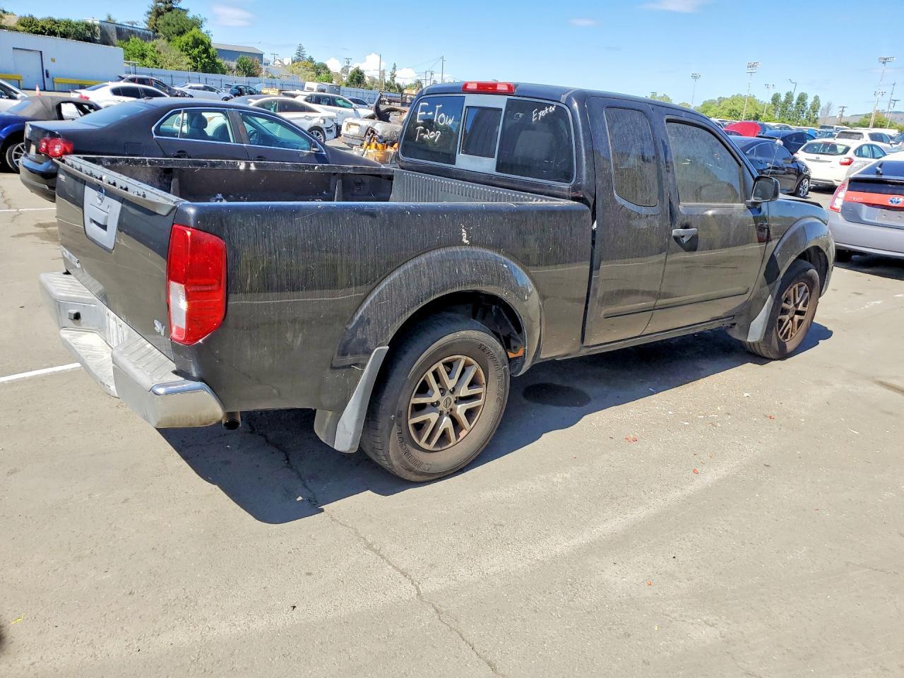 NISSAN FRONTIER