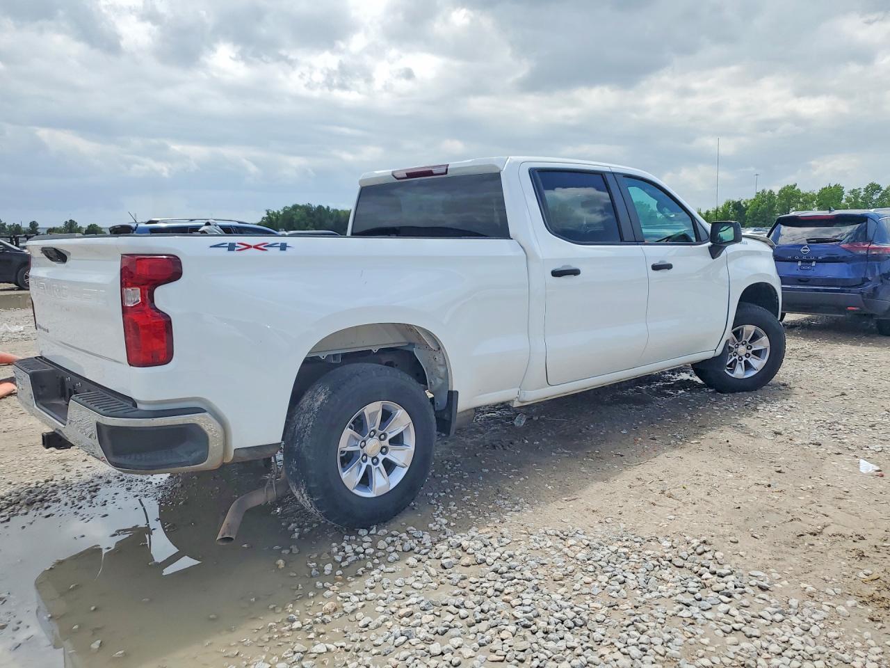 CHEVROLET SILVERADO