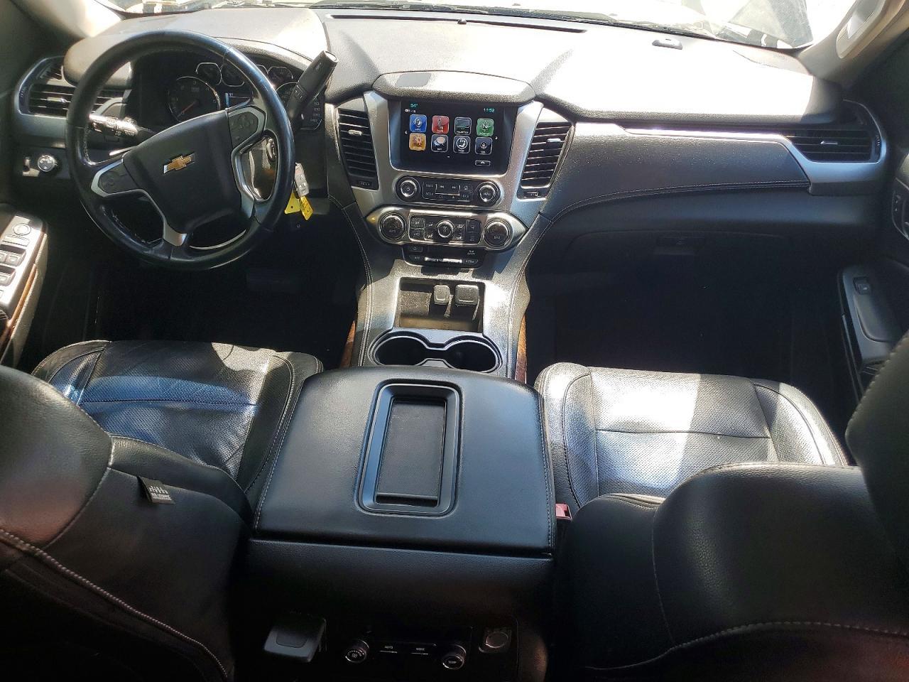CHEVROLET SUBURBAN