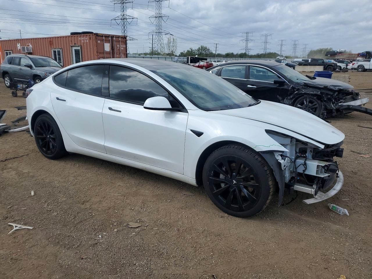 2021 TESLA MODEL 3 — фото 4