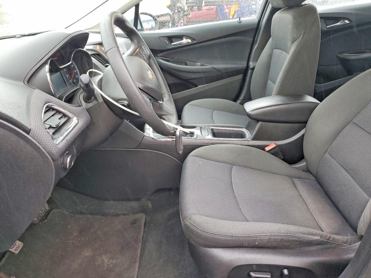 CHEVROLET CRUZE