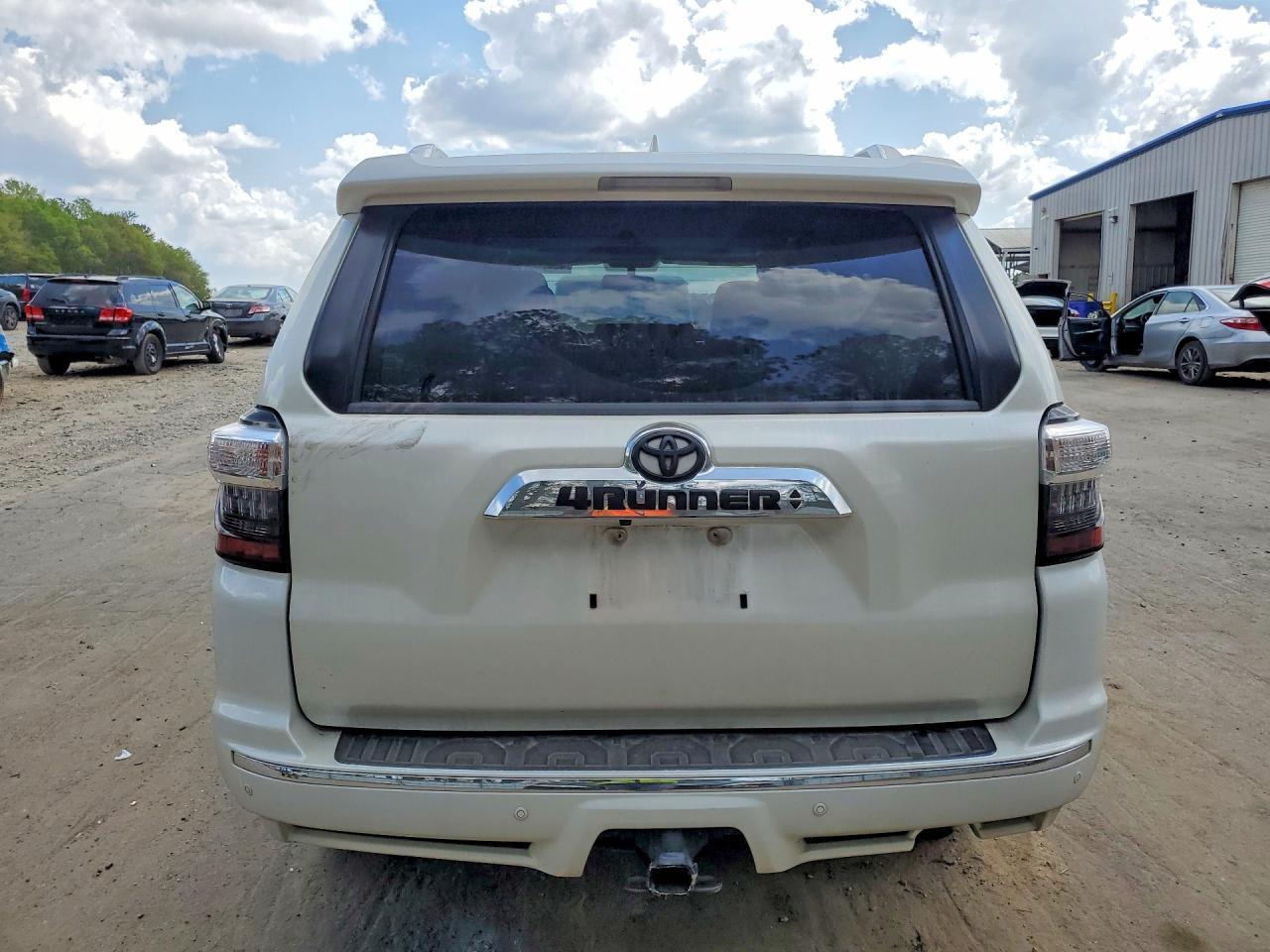 TOYOTA 4RUNNER