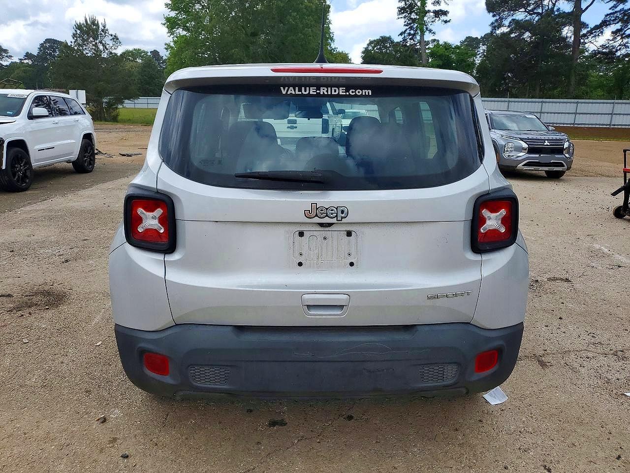 2019 JEEP RENEGADE — фото 6