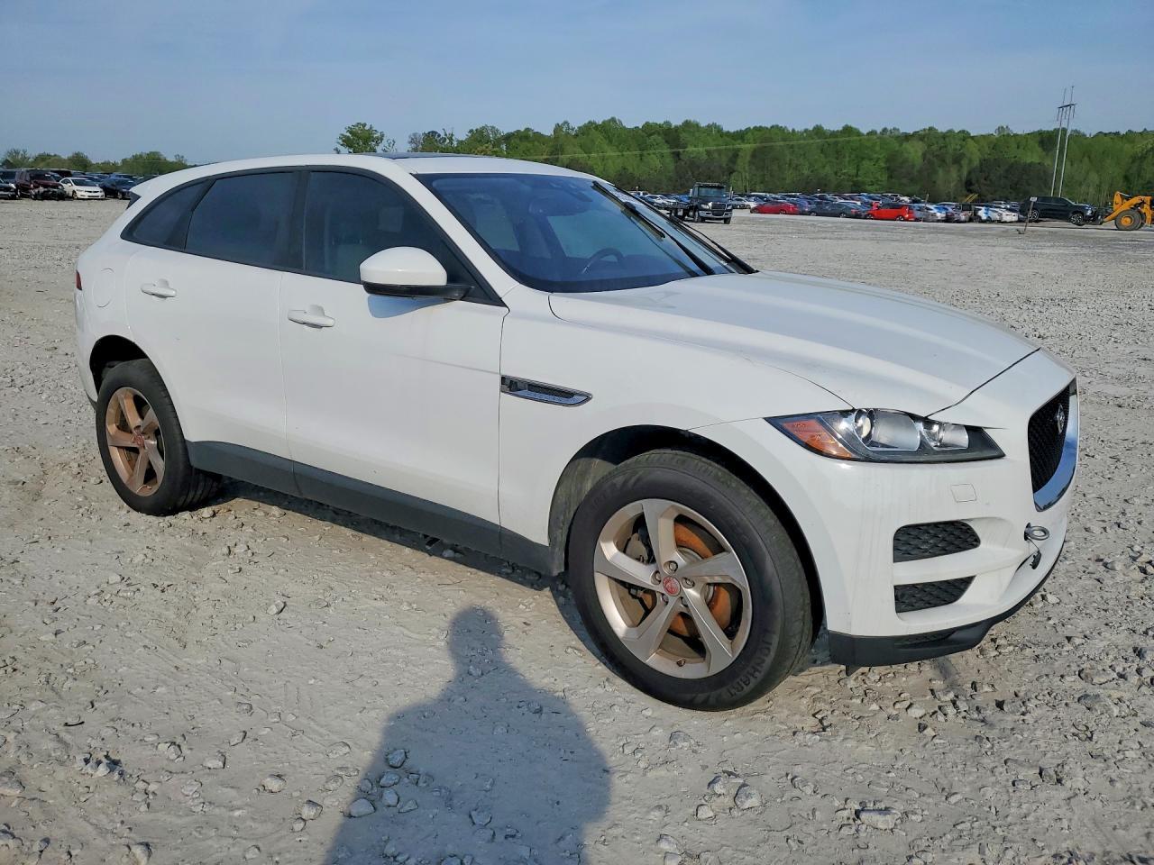 2017 JAGUAR F-PACE — фото 4