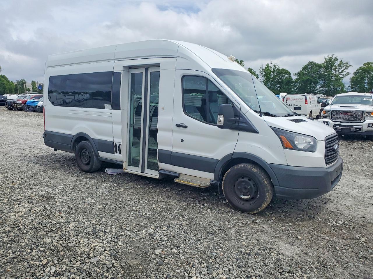 FORD TRANSIT
