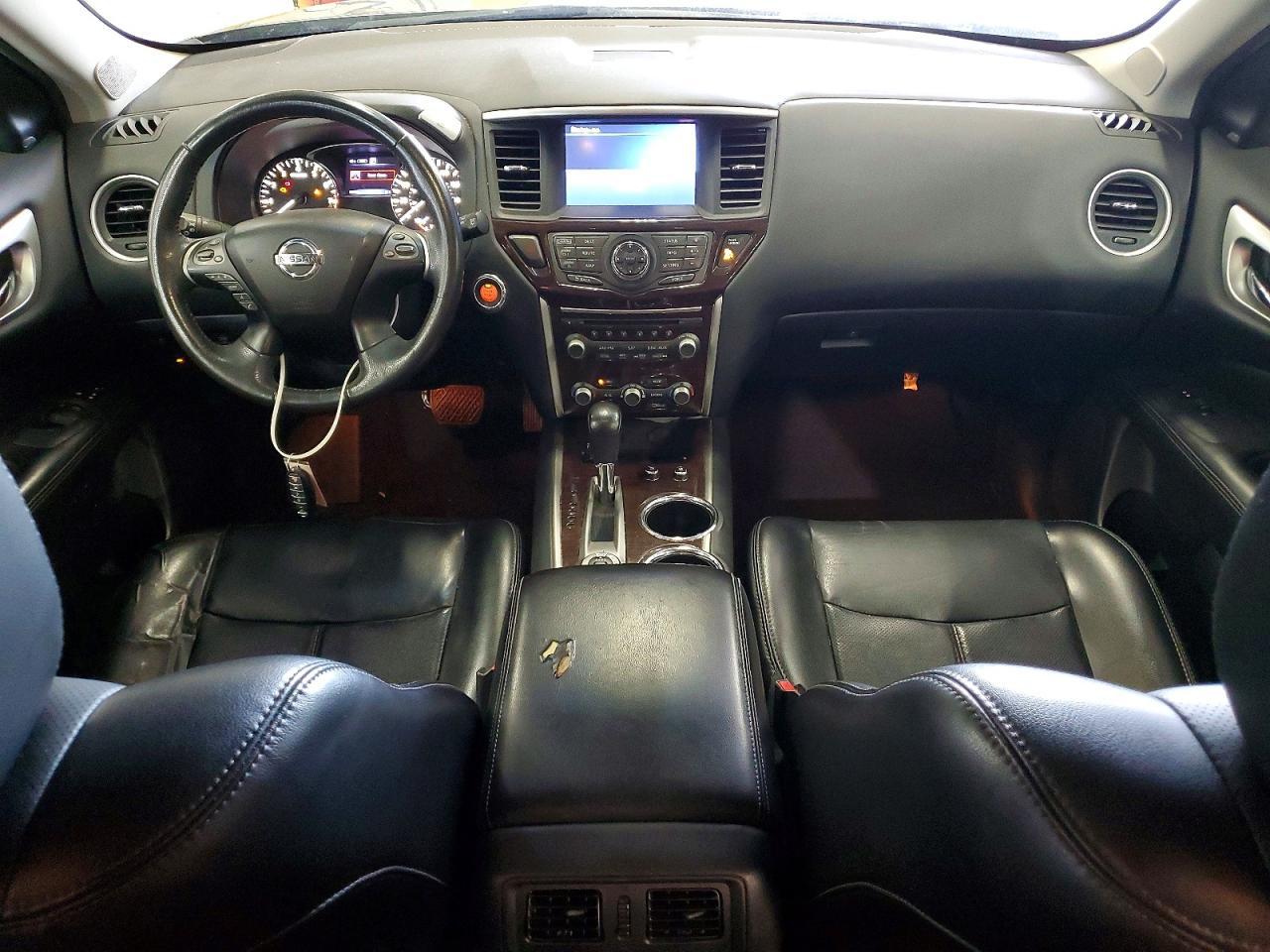 NISSAN PATHFINDER