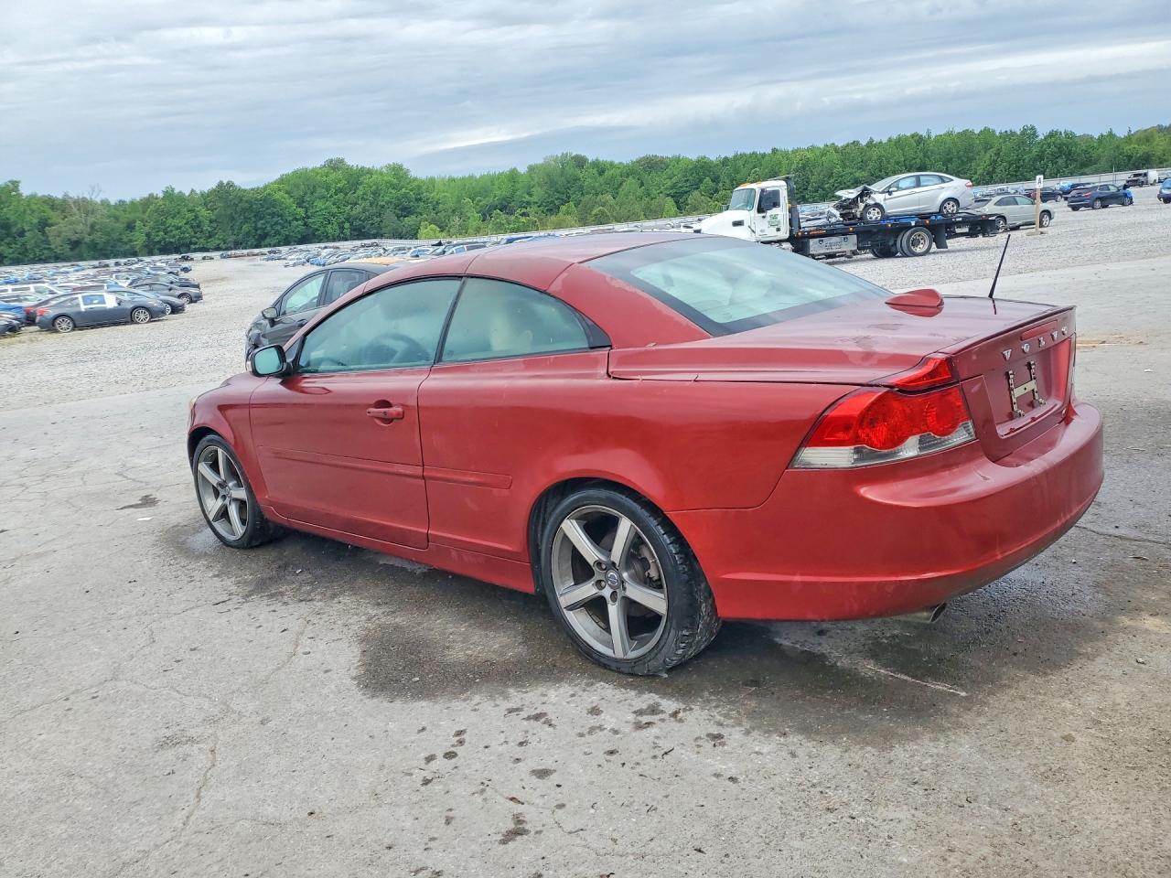 2011 VOLVO C70 — фото 2