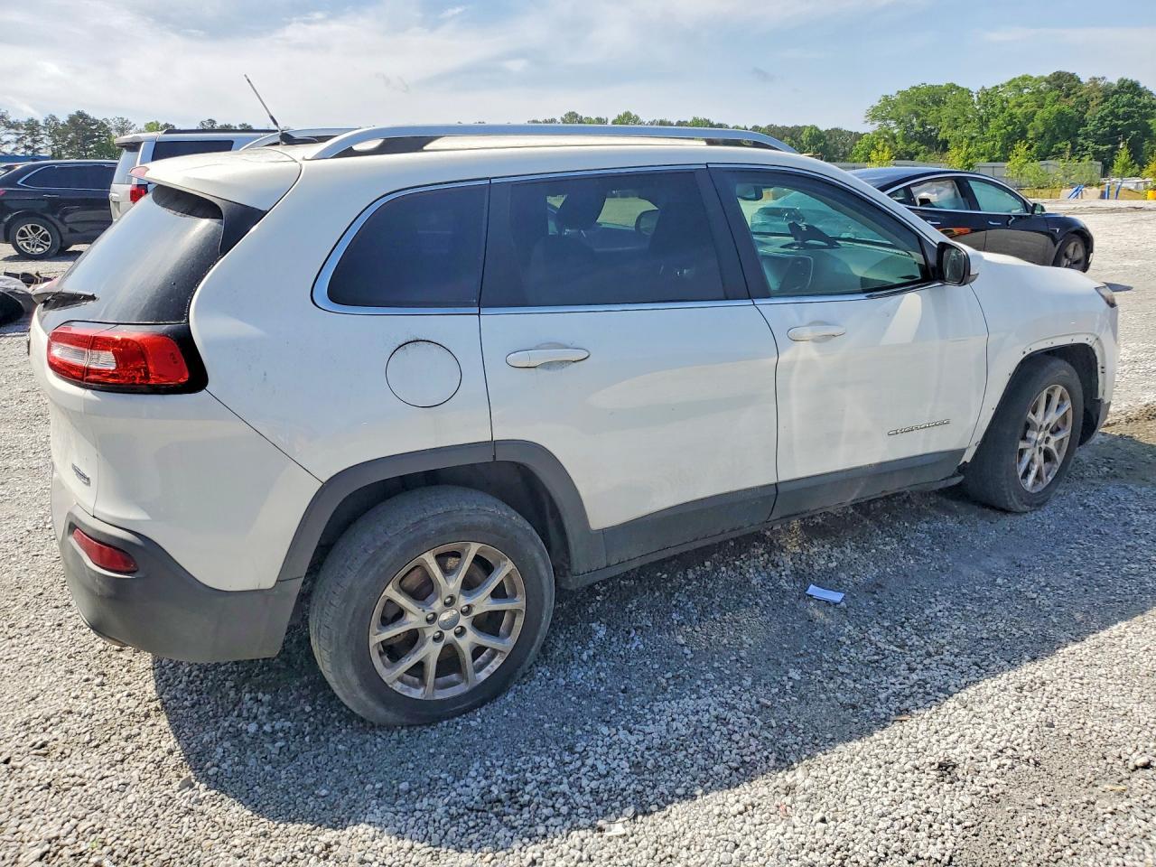JEEP CHEROKEE