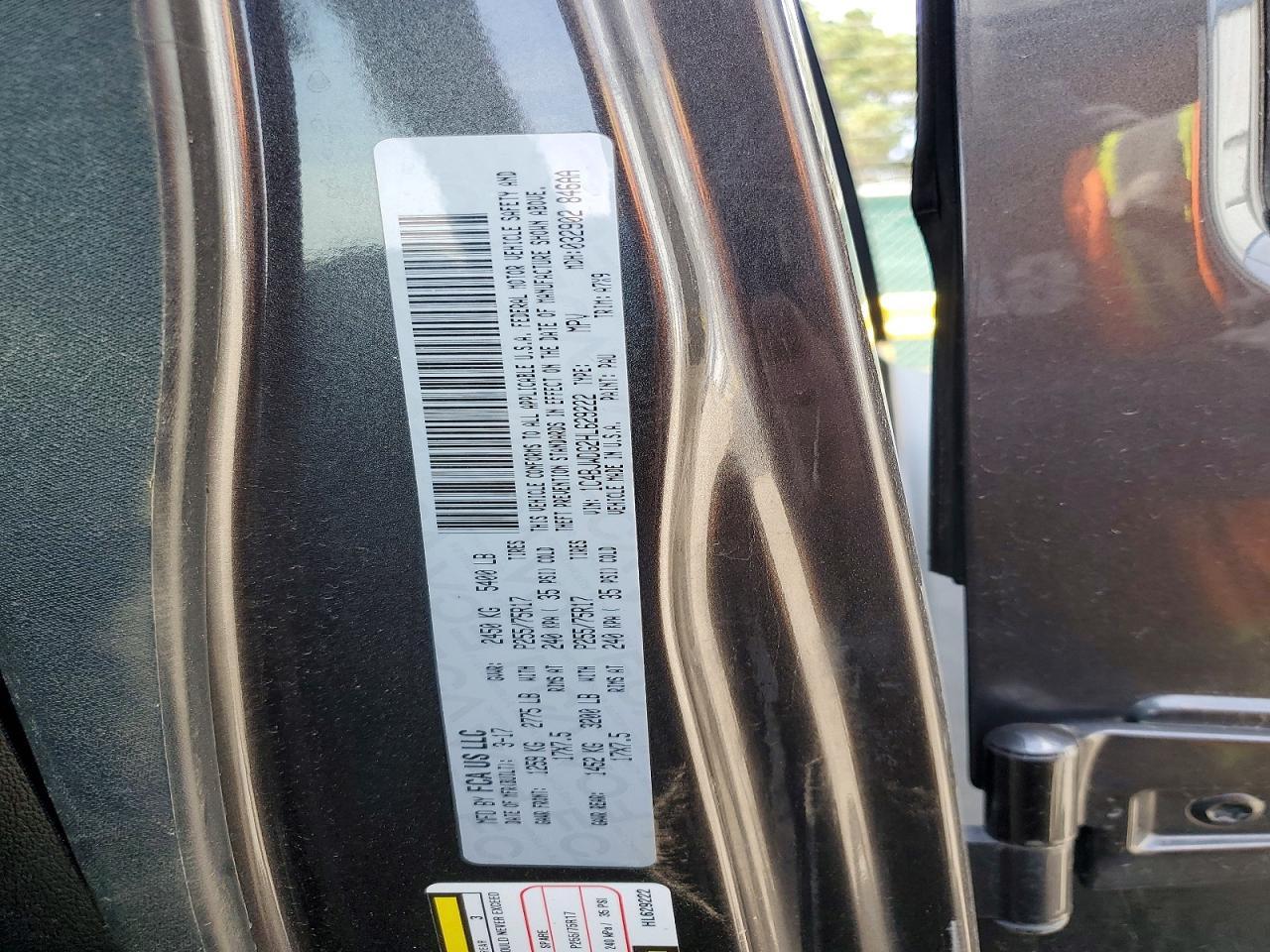 2017 JEEP WRANGLER — фото 13