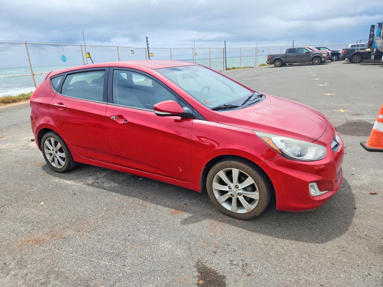 2013 HYUNDAI ACCENT — фото 4