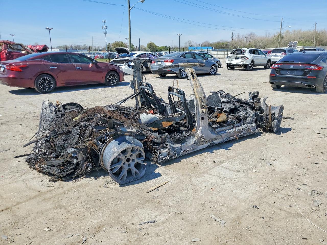 TESLA MODEL S