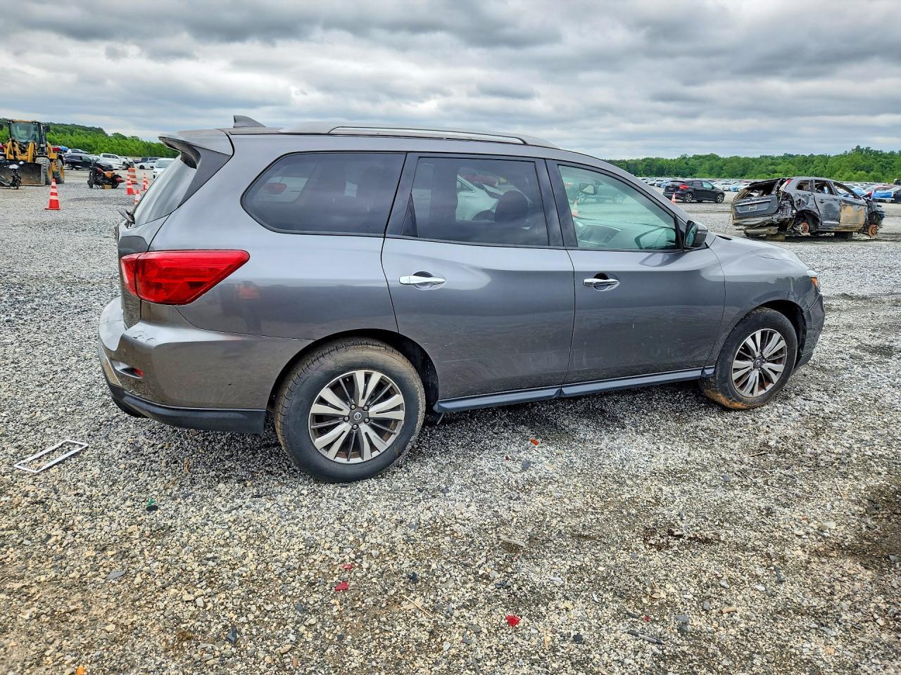 2019 NISSAN PATHFINDER — фото 3