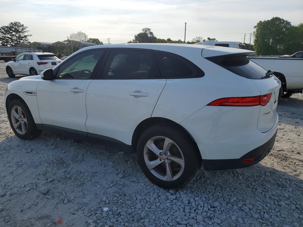 2017 JAGUAR F-PACE — фото 2