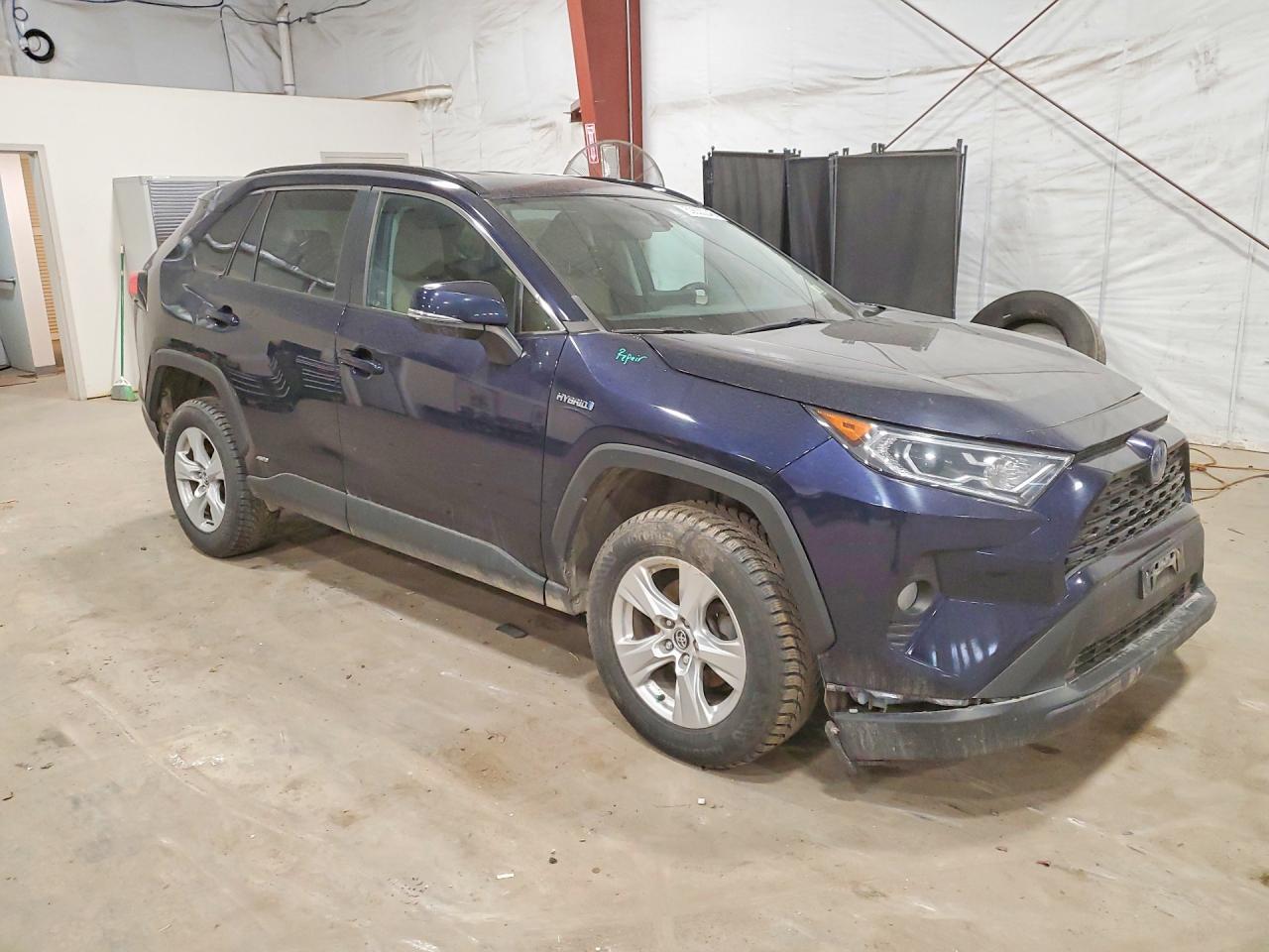 2020 TOYOTA RAV4 HYBRID — фото 4