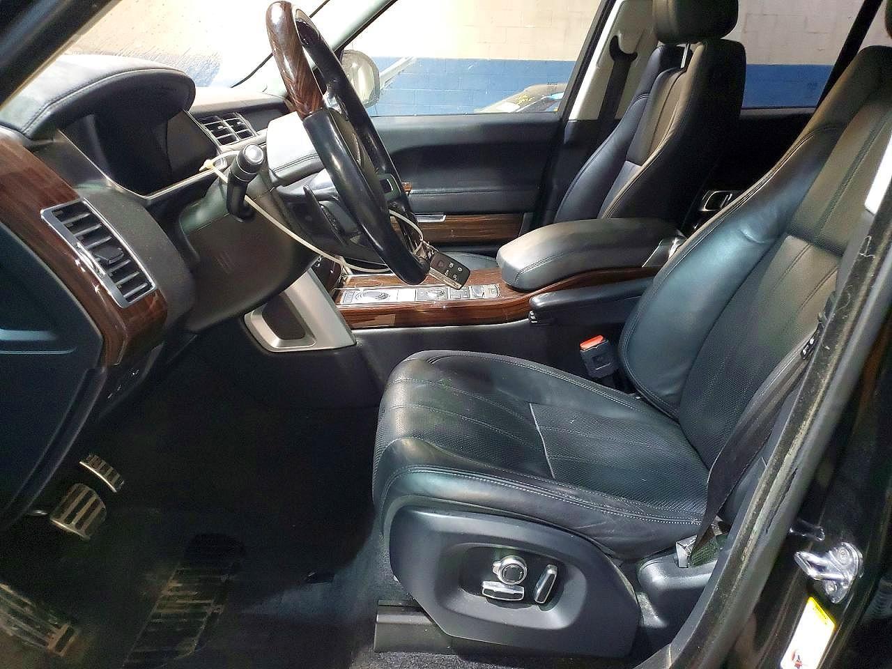 LAND ROVER RANGE ROVER
