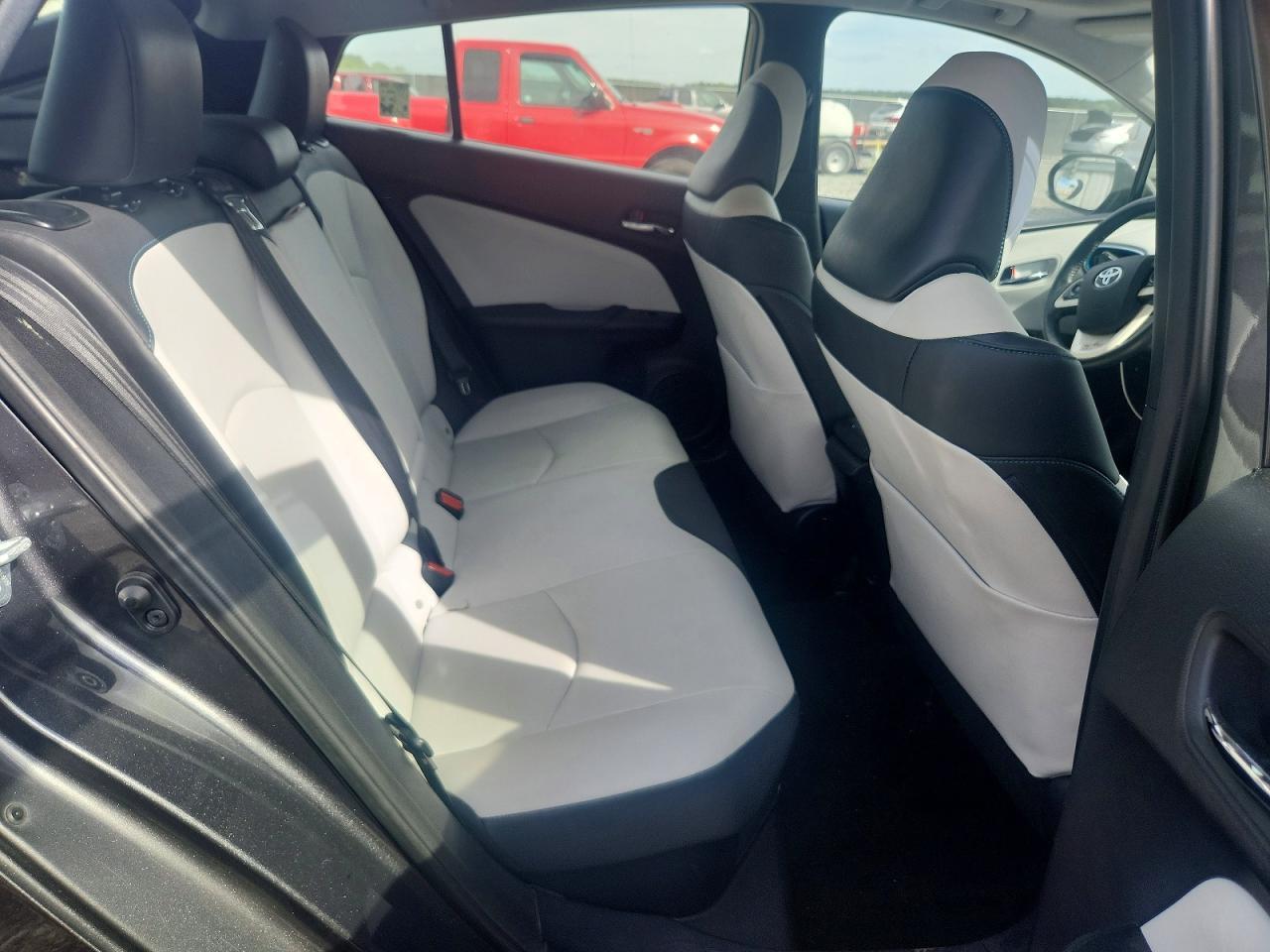 2016 TOYOTA PRIUS — фото 10