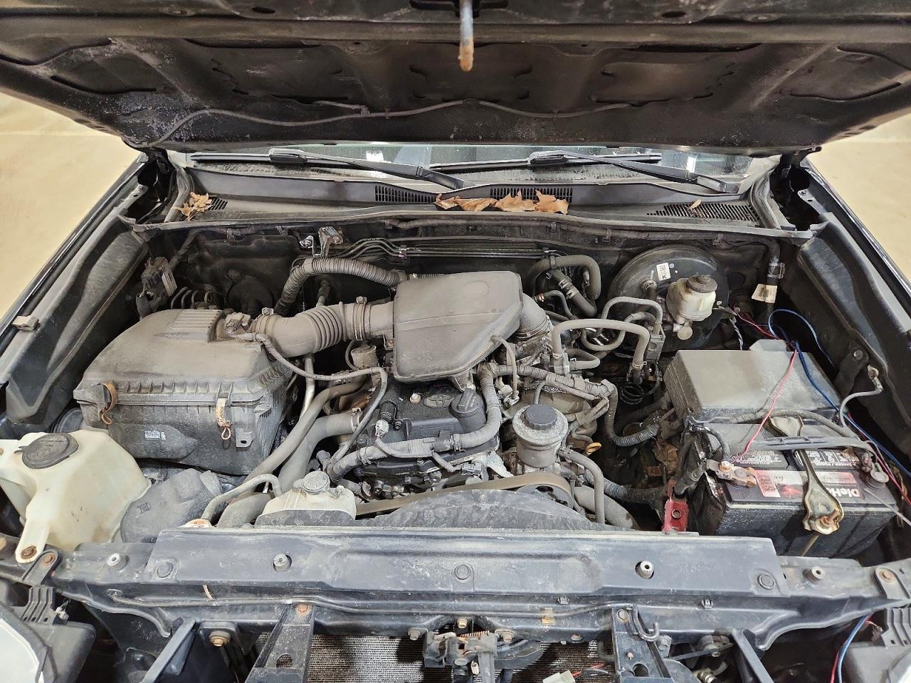 TOYOTA TACOMA