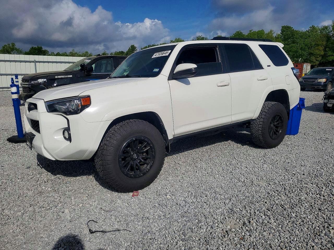 2018 TOYOTA 4RUNNER — фото 1