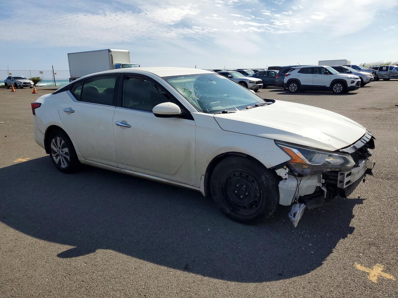 2019 NISSAN ALTIMA — фото 4