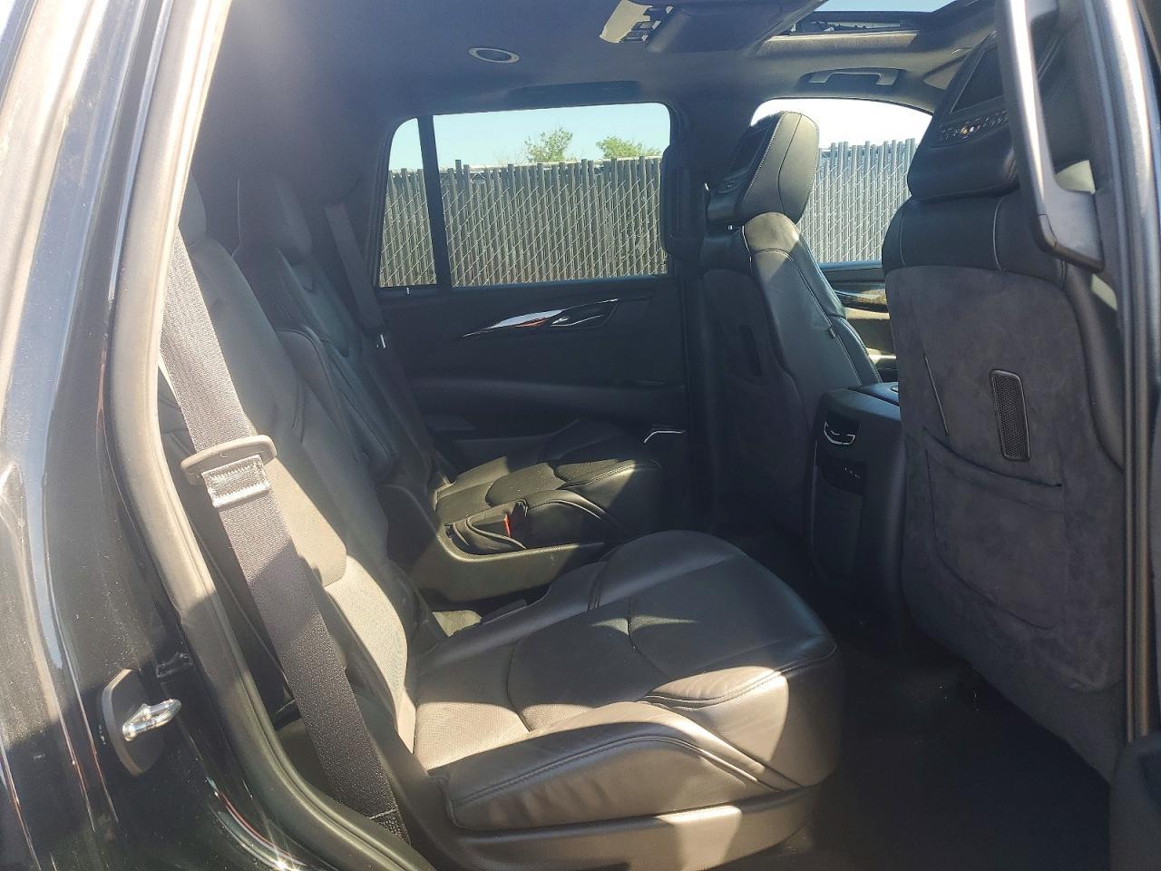 2019 CADILLAC ESCALADE — фото 11