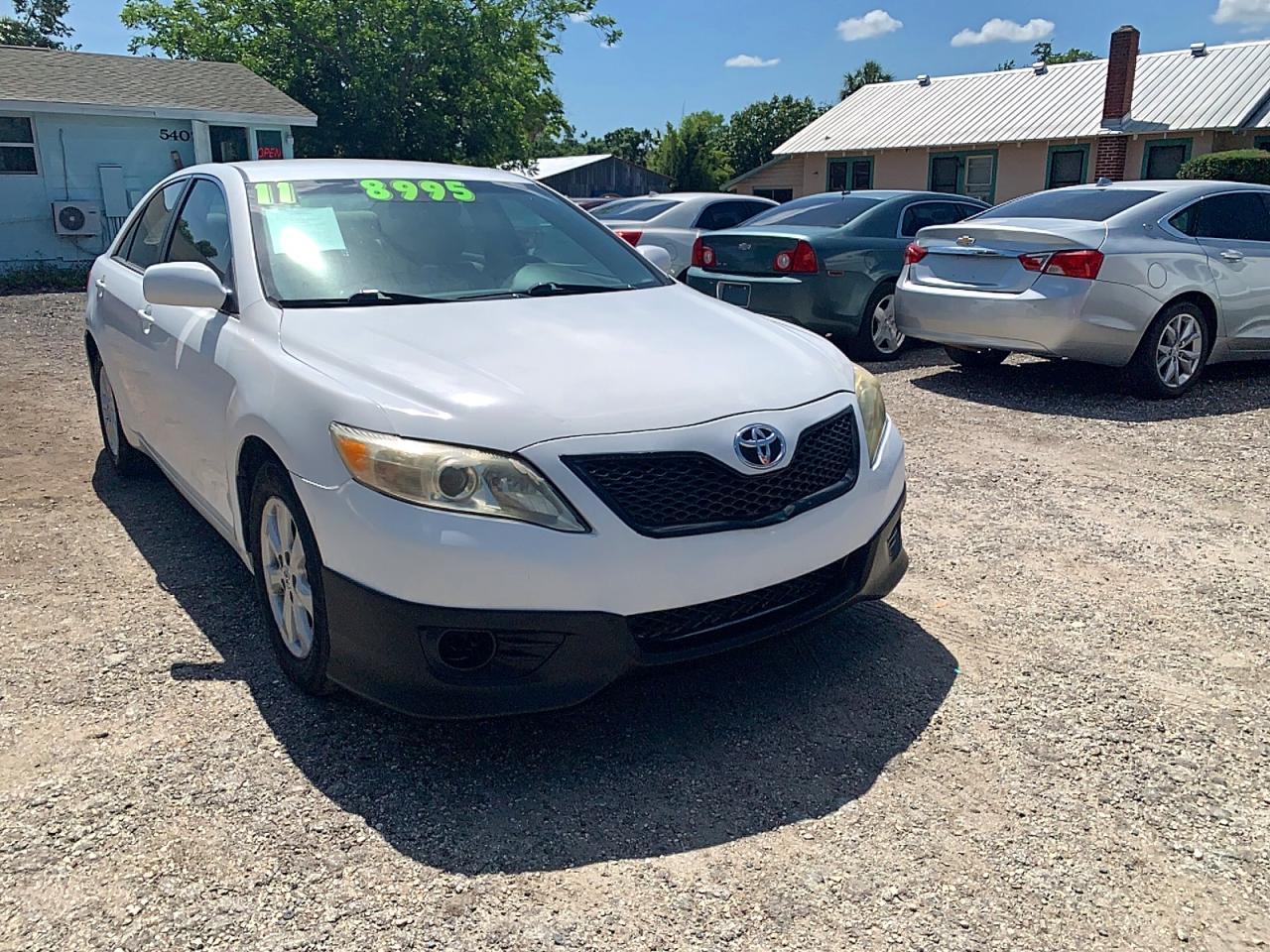 TOYOTA CAMRY