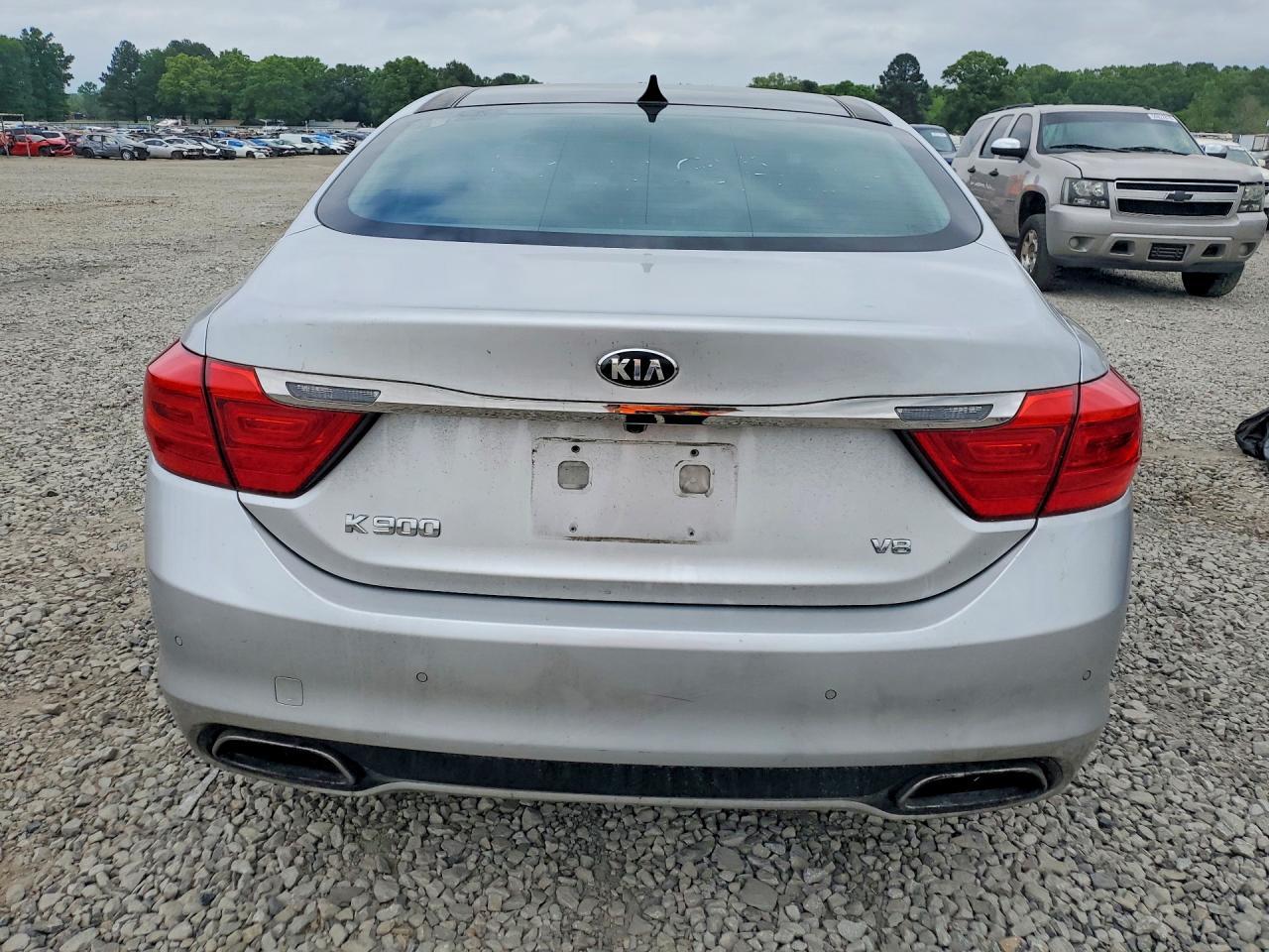 KIA K900