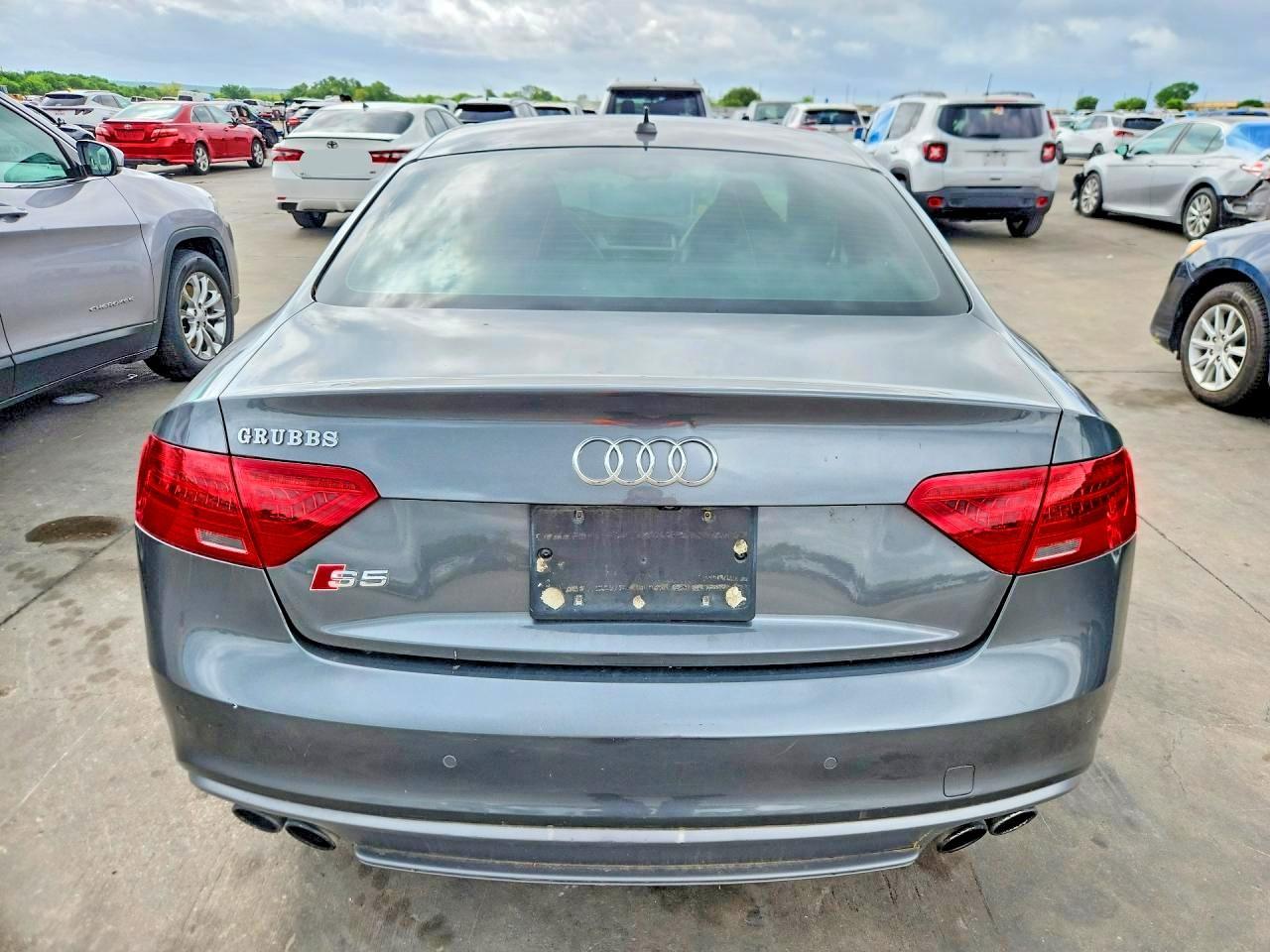 2015 AUDI RS5 — фото 6