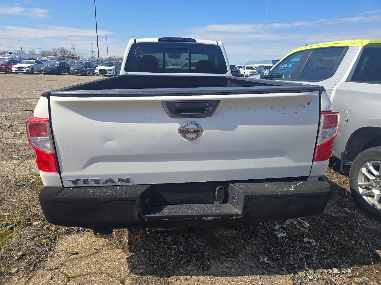 NISSAN TITAN