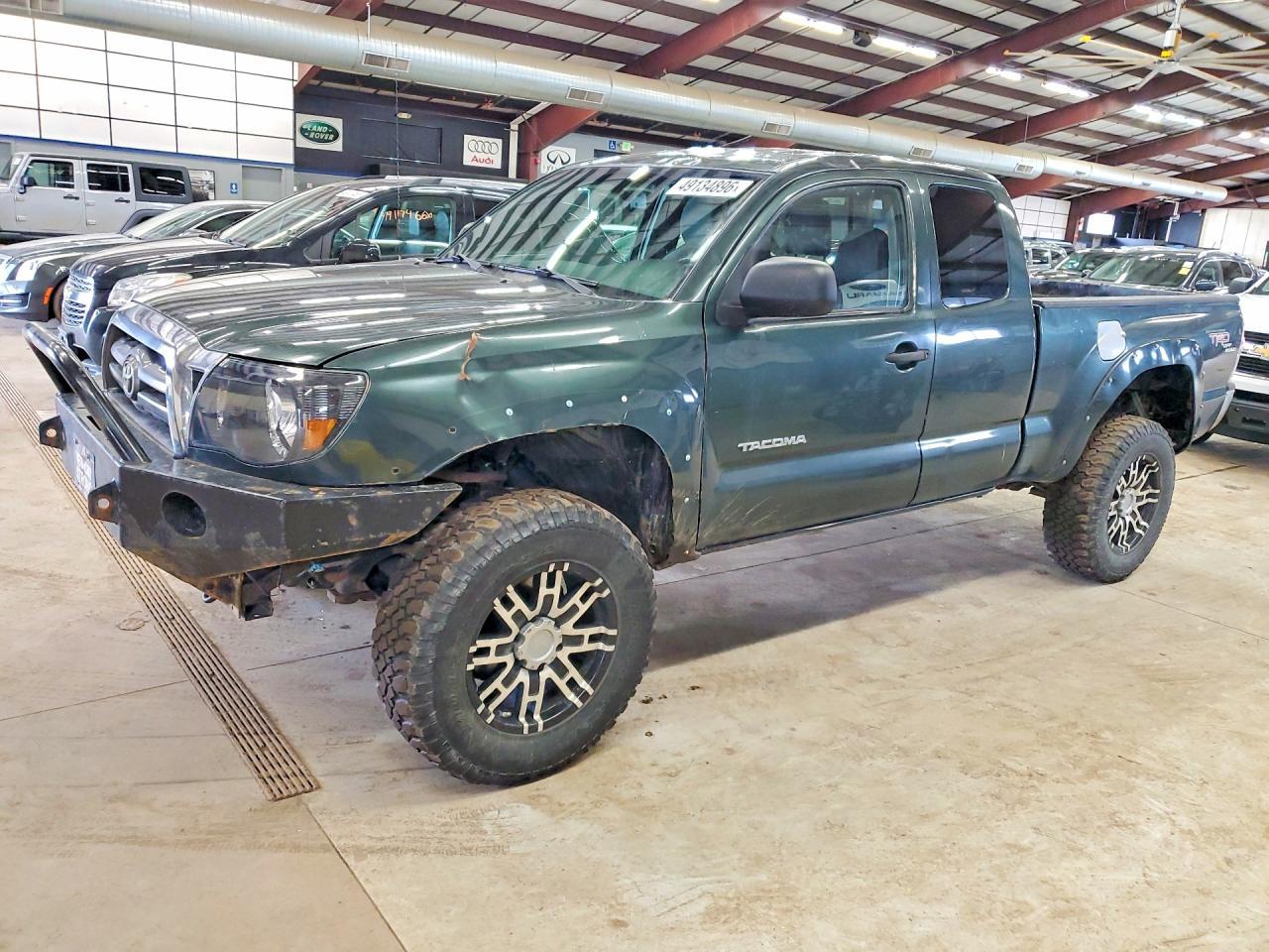 2010 TOYOTA TACOMA — фото 1