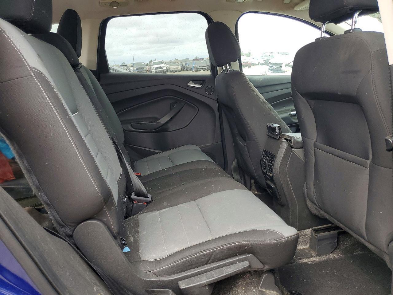 FORD ESCAPE
