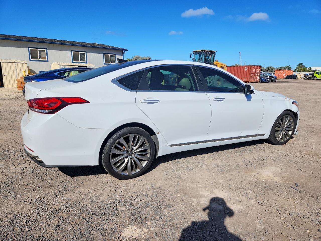 HYUNDAI GENESIS
