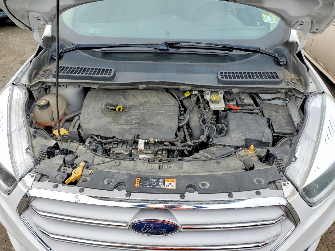FORD ESCAPE