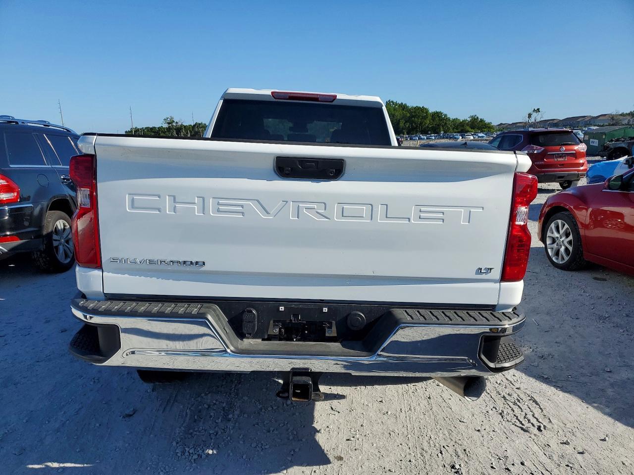 CHEVROLET SILVERADO