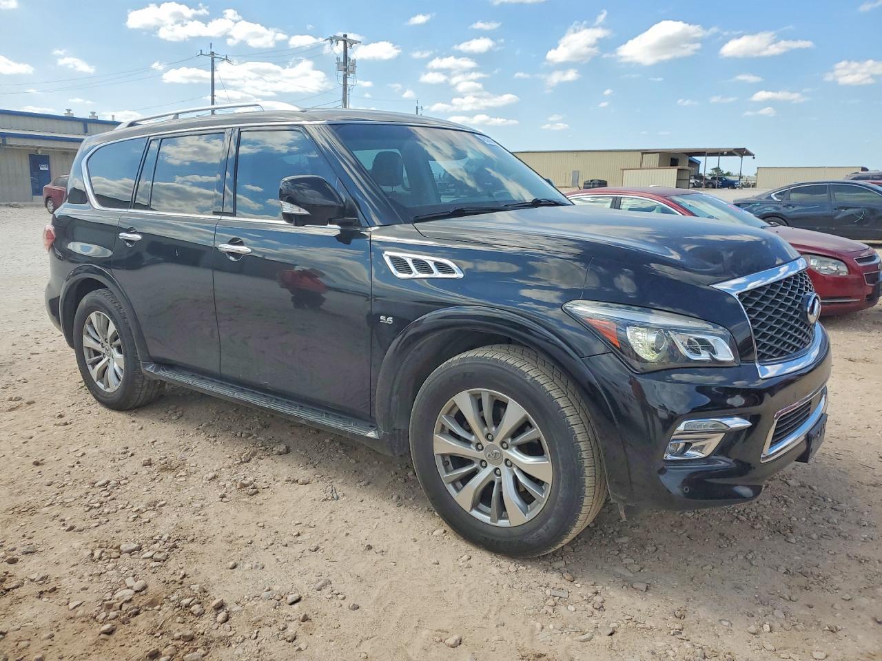 2017 INFINITI QX80 — фото 4