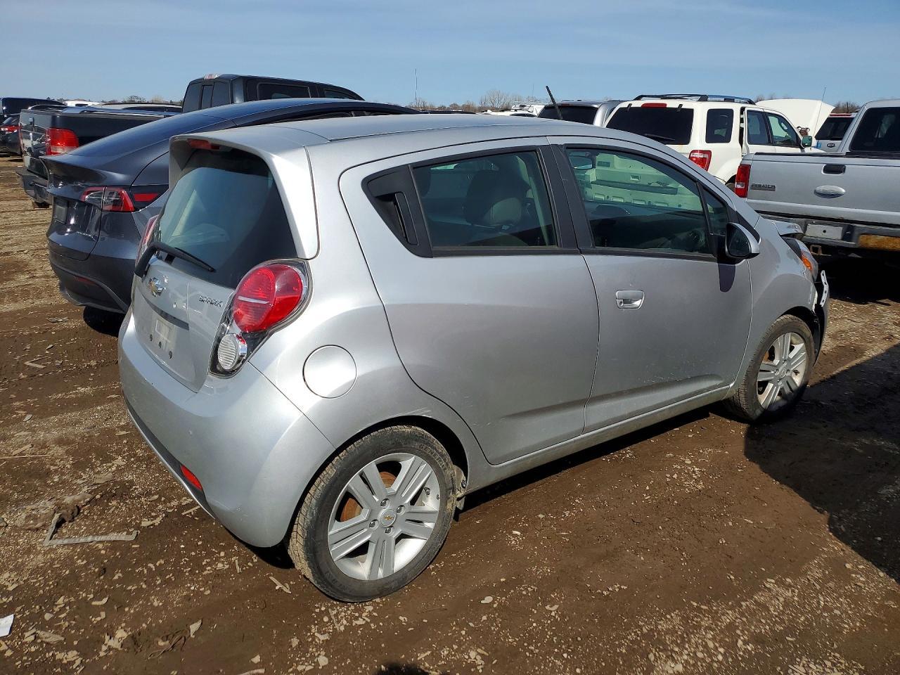 2013 CHEVROLET SPARK — фото 3