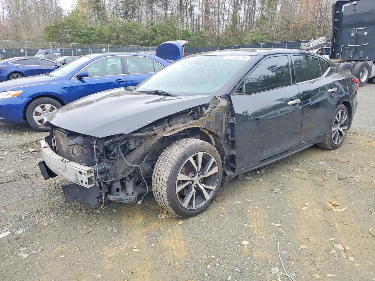 NISSAN MAXIMA