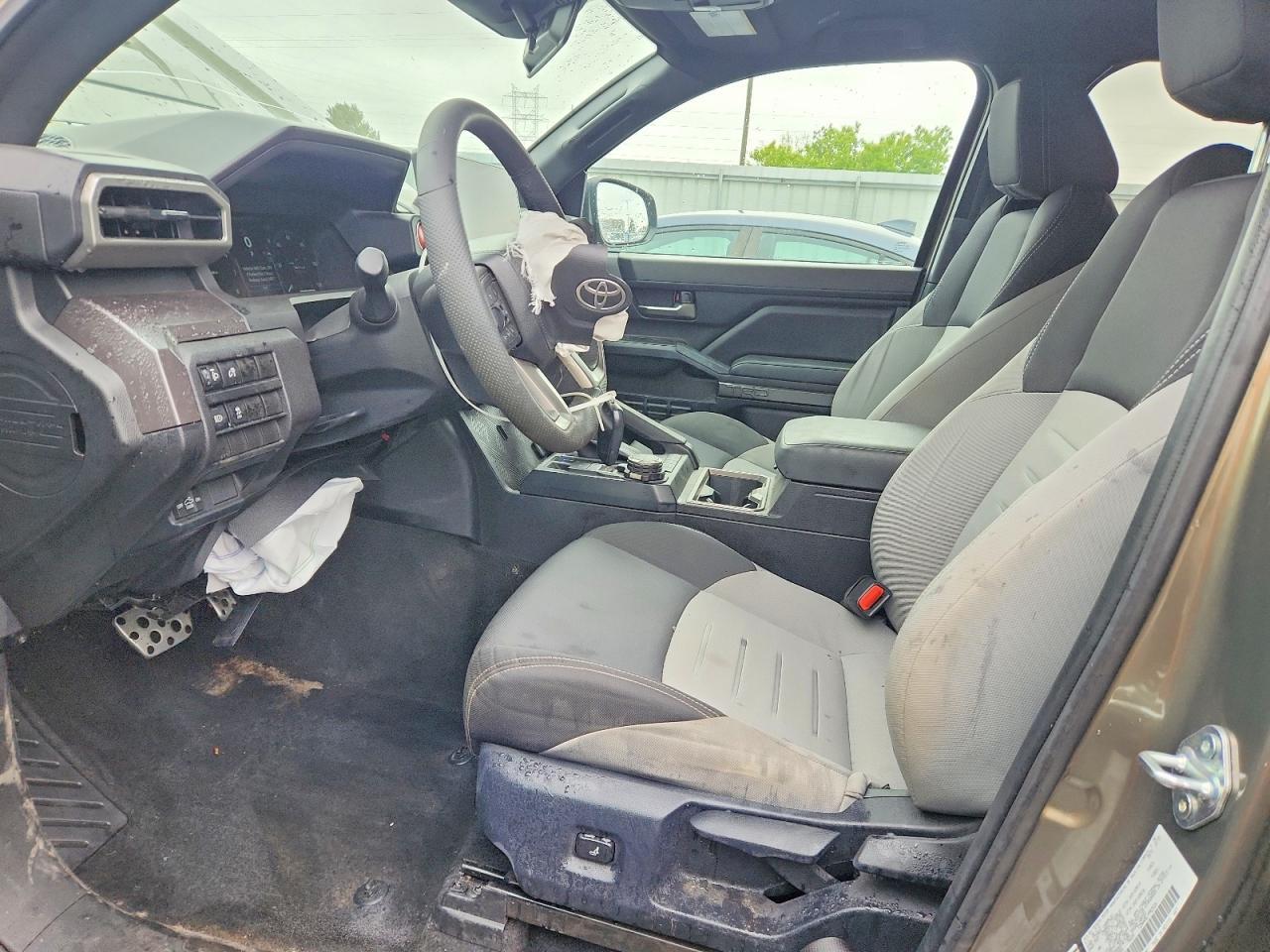 TOYOTA TACOMA
