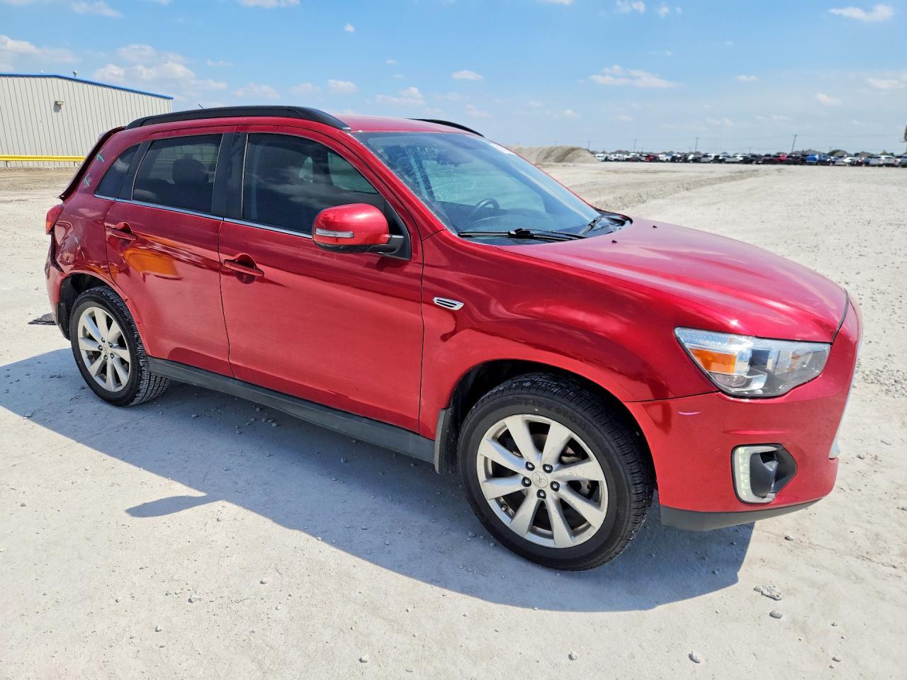 MITSUBISHI OUTLANDER SPORT