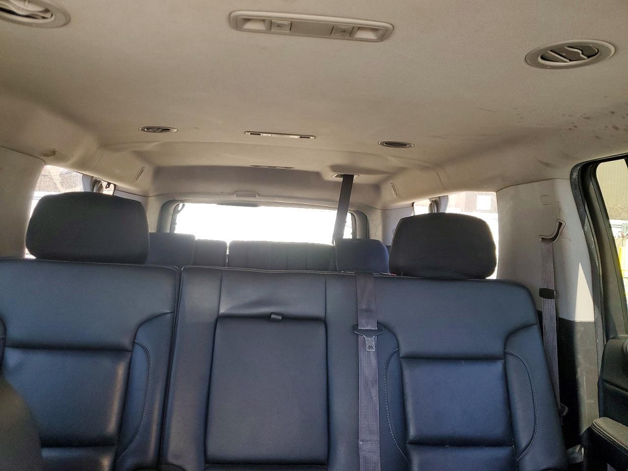 2016 CHEVROLET SUBURBAN — фото 10