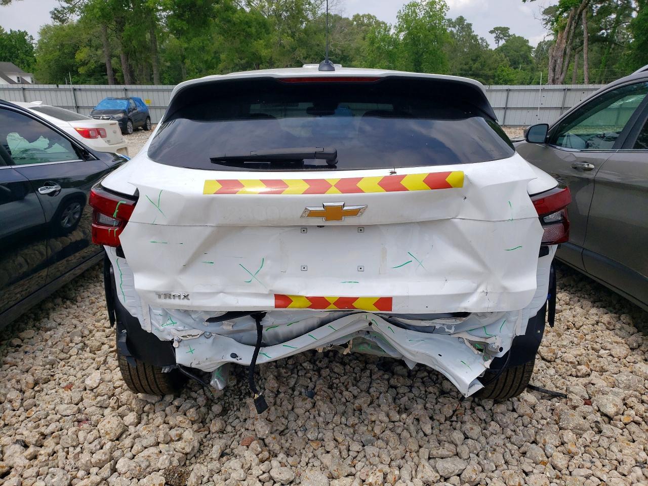 CHEVROLET TRAX